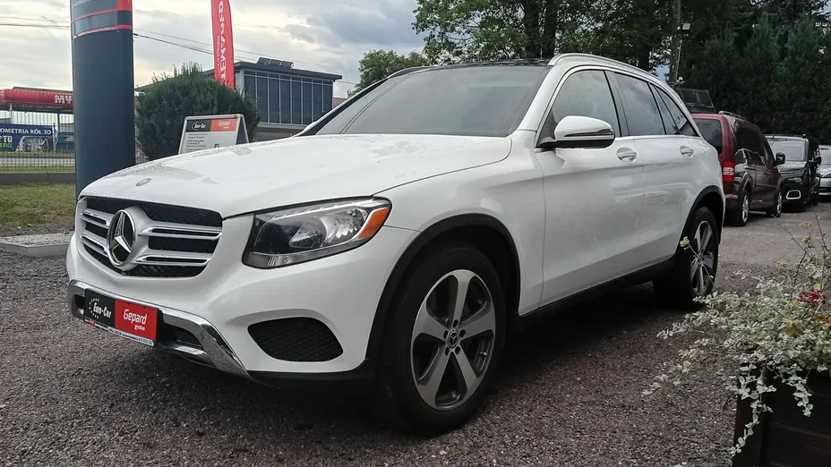 MERCEDES-BENZ GLC -