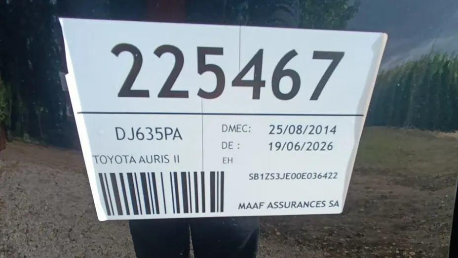 TOYOTA Auris -
