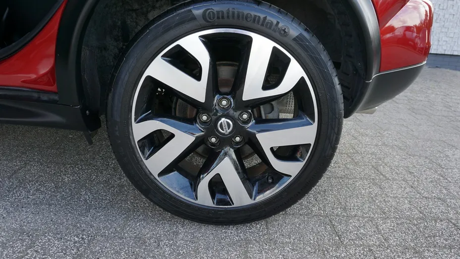 NISSAN Juke -