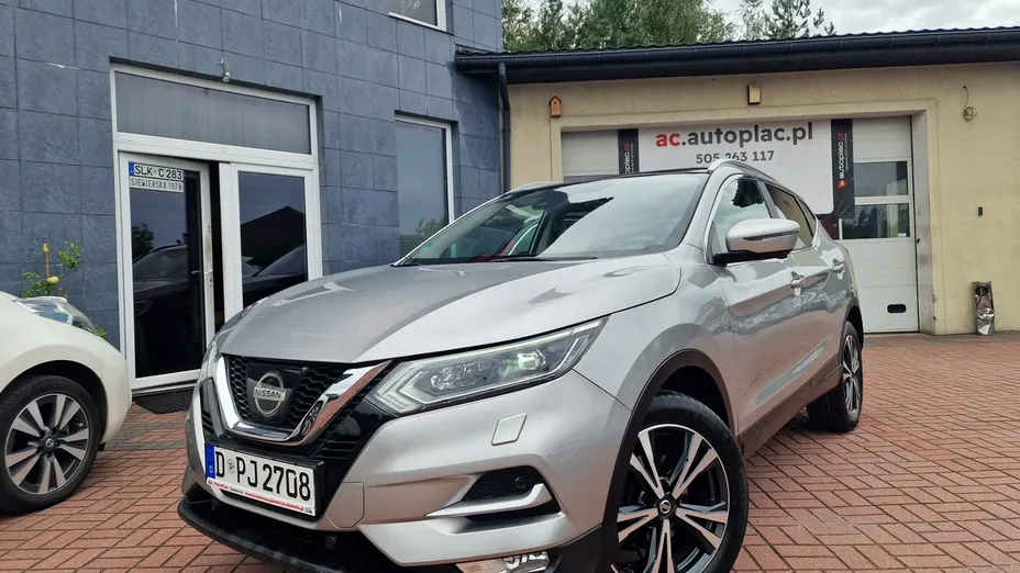 NISSAN Qashqai -