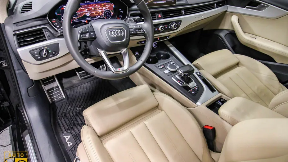 AUDI A4 -
