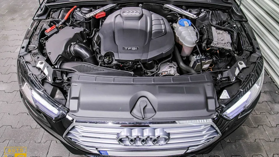 AUDI A4 -
