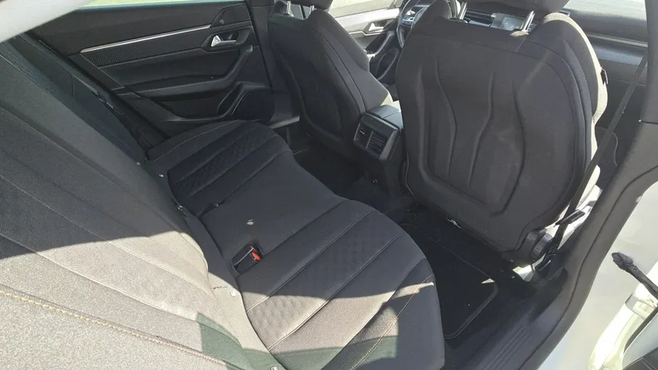 PEUGEOT 508 -