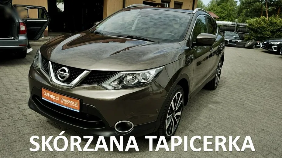 NISSAN Qashqai -