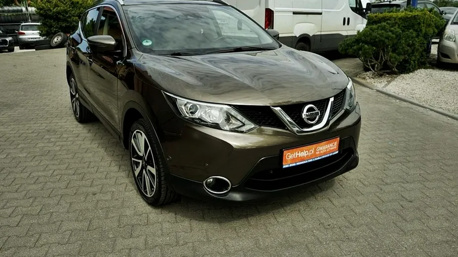 NISSAN Qashqai -