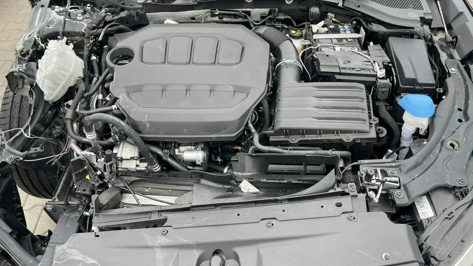 SKODA Superb -