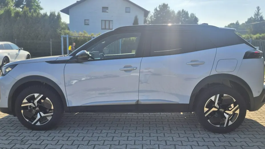 PEUGEOT 2008 -