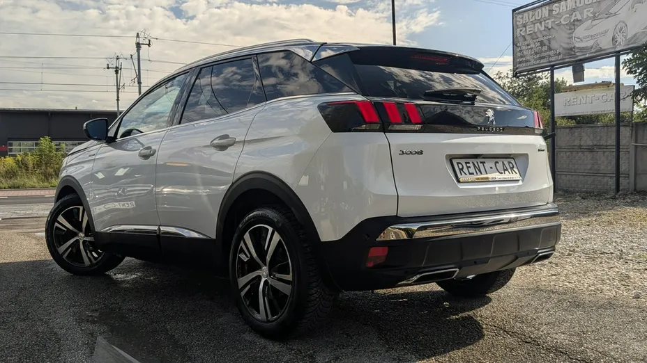 PEUGEOT 3008 -