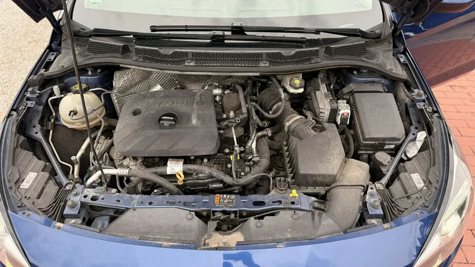 OPEL Astra -