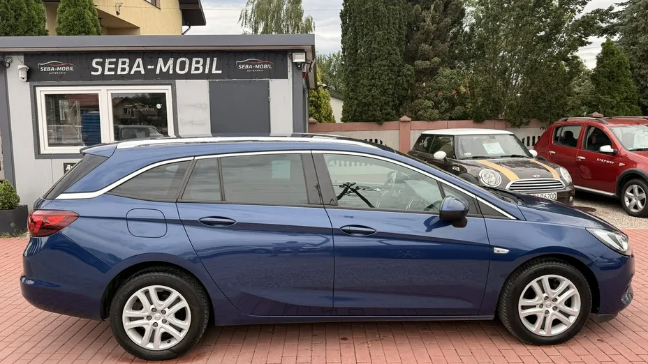 OPEL Astra -