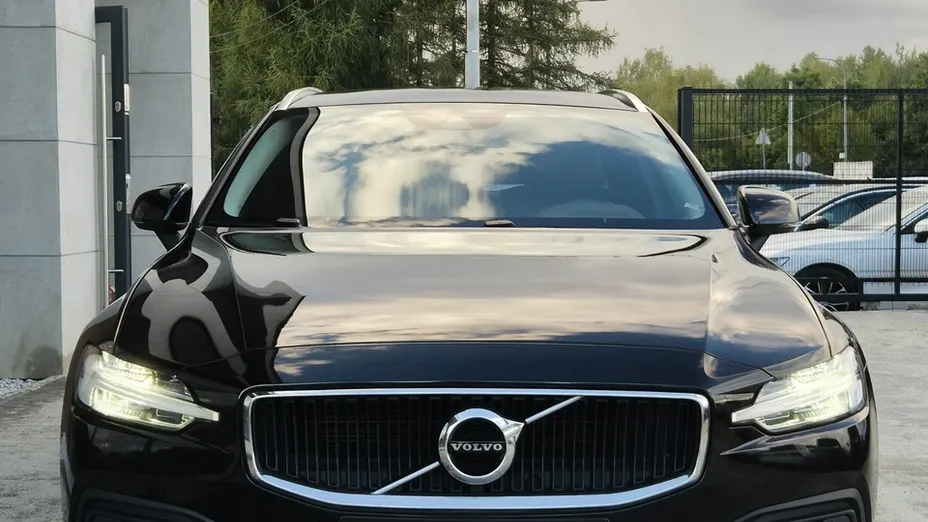 VOLVO V60 -