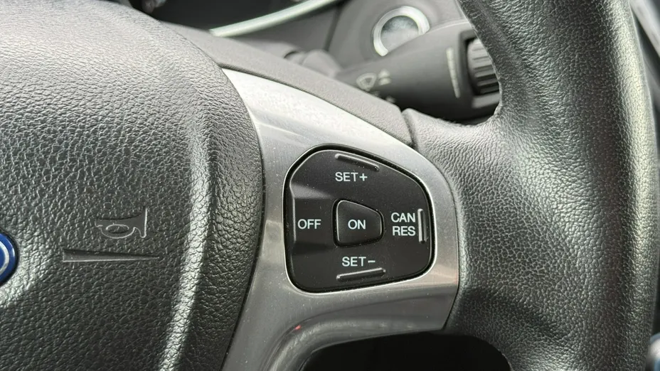 FORD B-MAX -