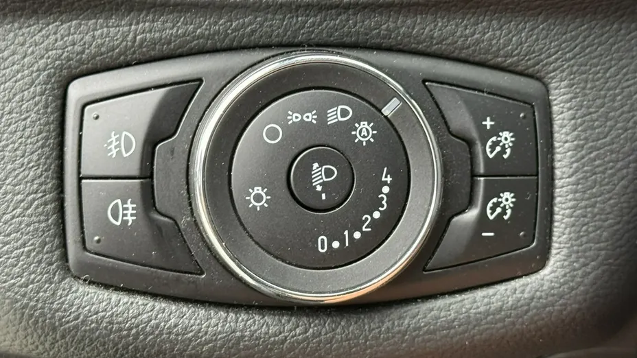 FORD B-MAX -