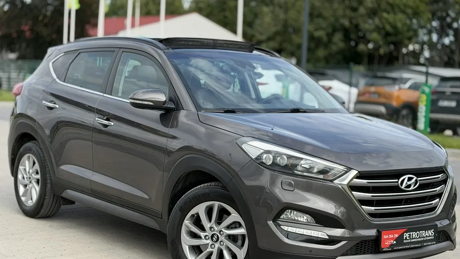 HYUNDAI Tucson -