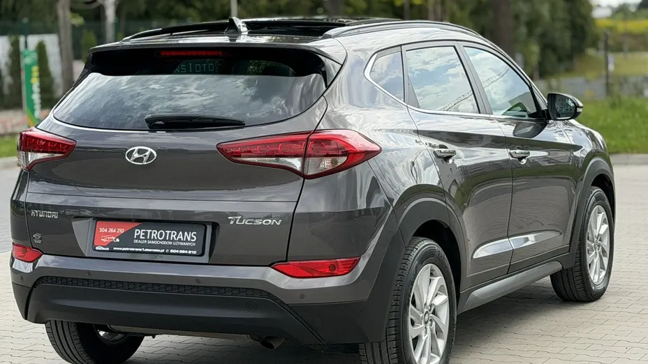 HYUNDAI Tucson -
