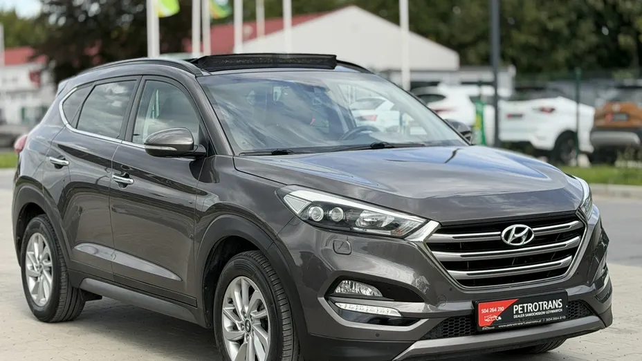 HYUNDAI Tucson -