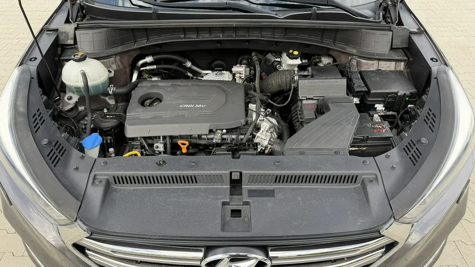 HYUNDAI Tucson -
