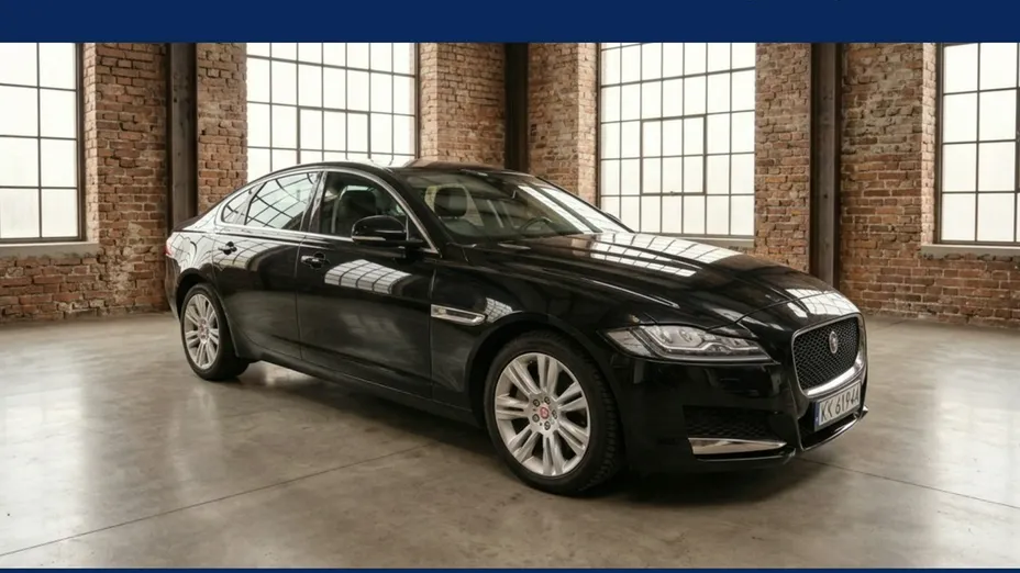 JAGUAR XF -