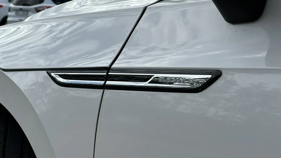 VOLKSWAGEN Arteon -