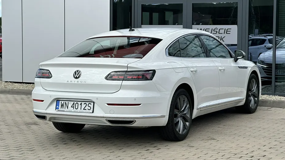 VOLKSWAGEN Arteon -