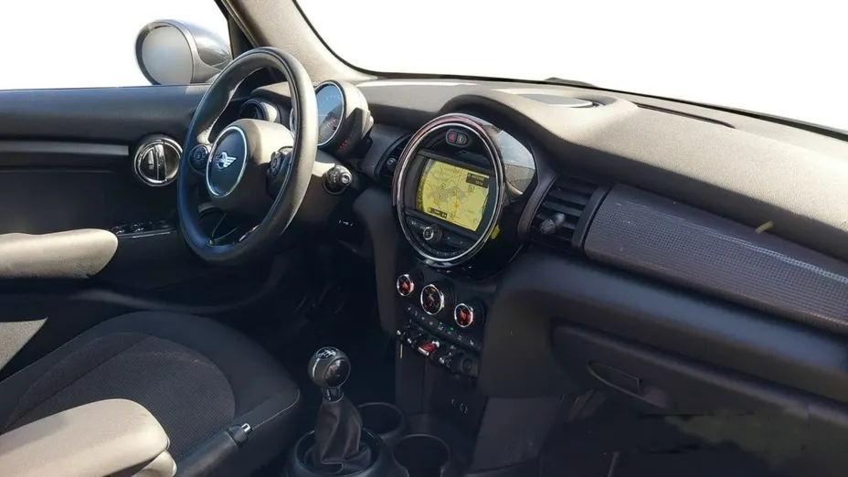 MINI Cooper -
