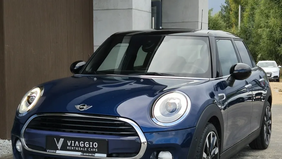 MINI Cooper -
