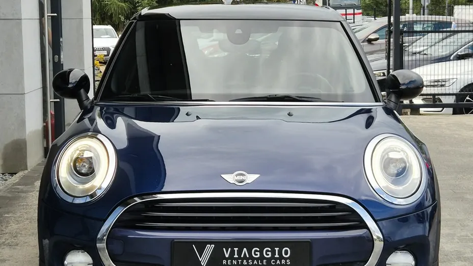 MINI Cooper -
