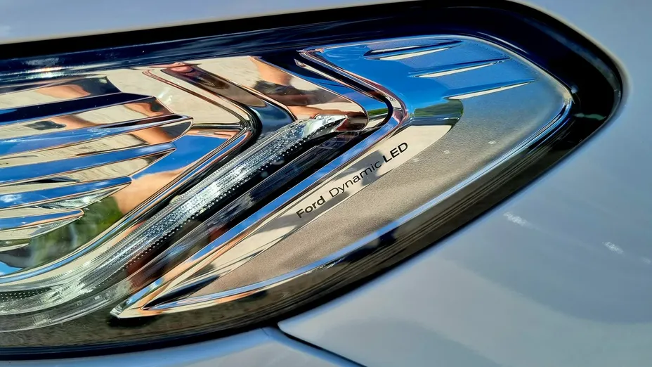 FORD Mondeo -