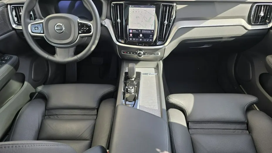VOLVO V60 -
