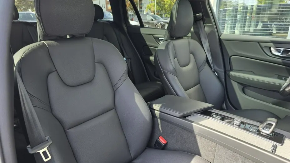 VOLVO V60 -