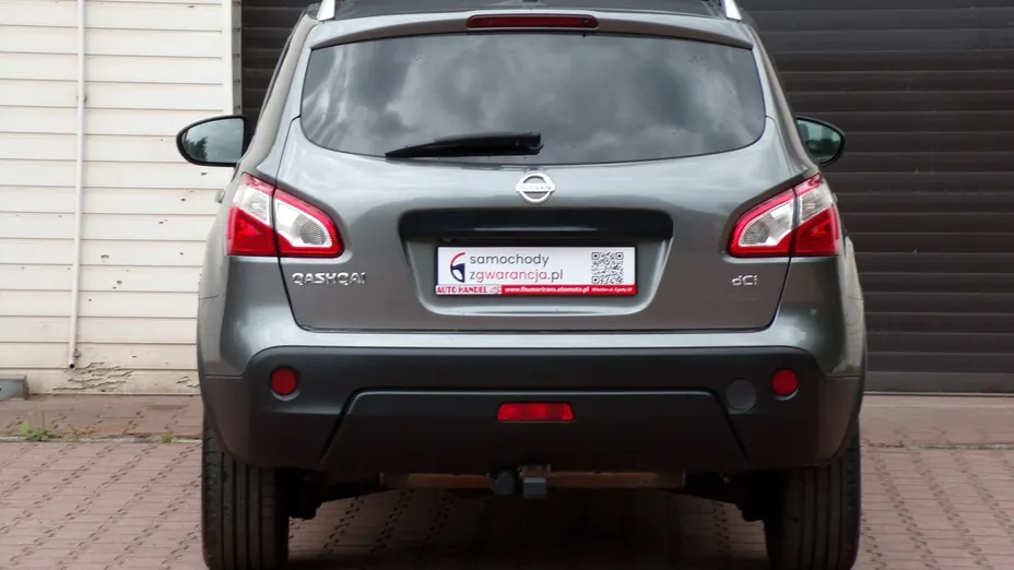NISSAN Qashqai -