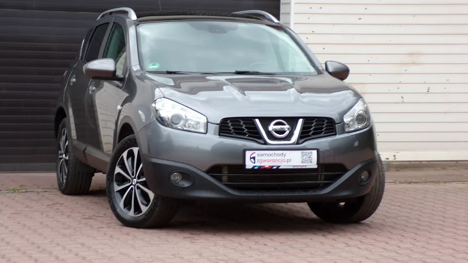 NISSAN Qashqai -