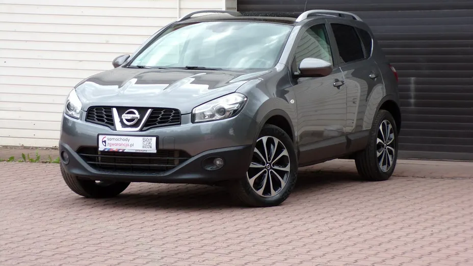 NISSAN Qashqai -