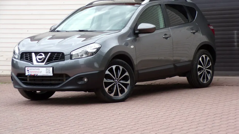 NISSAN Qashqai -