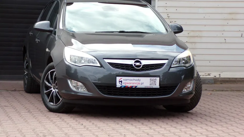 OPEL Astra -