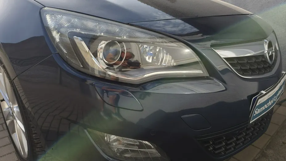 OPEL Astra -