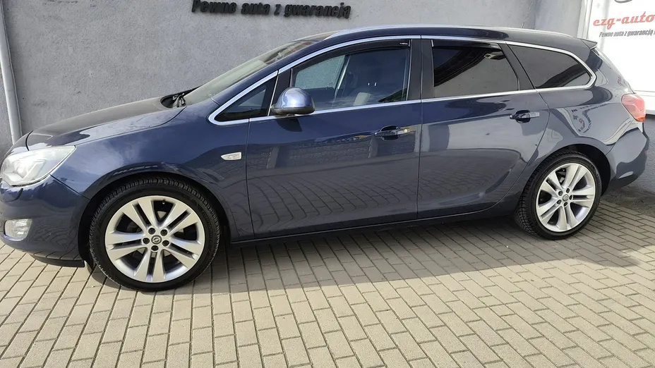 OPEL Astra -