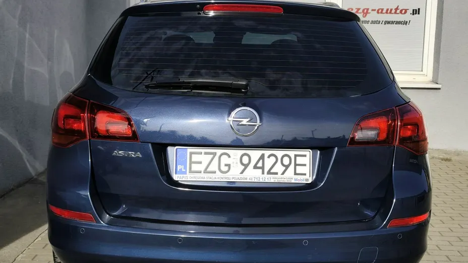 OPEL Astra -