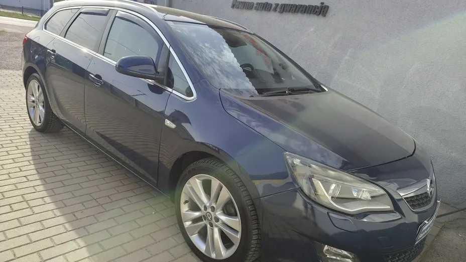 OPEL Astra -