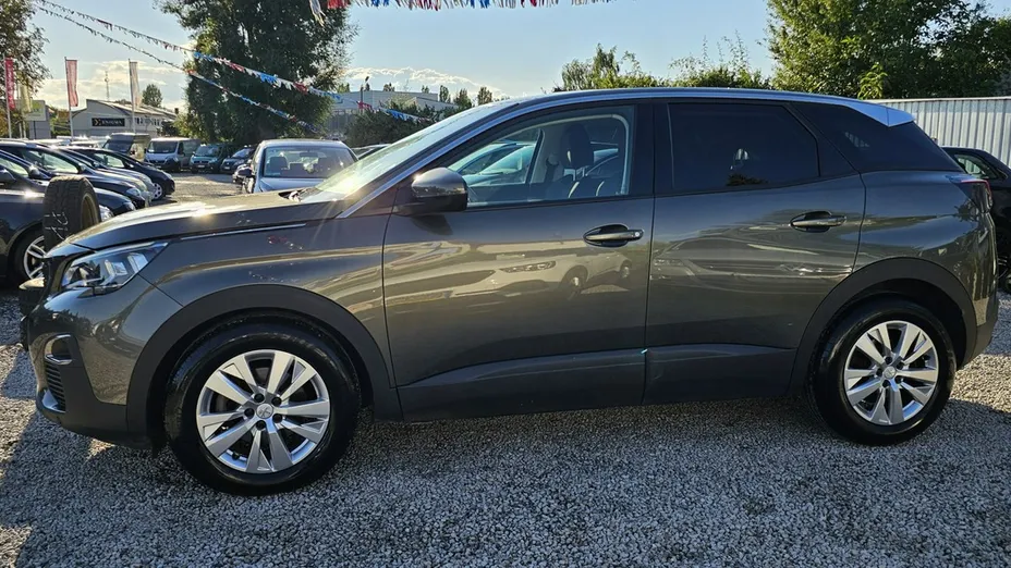 PEUGEOT 3008 -