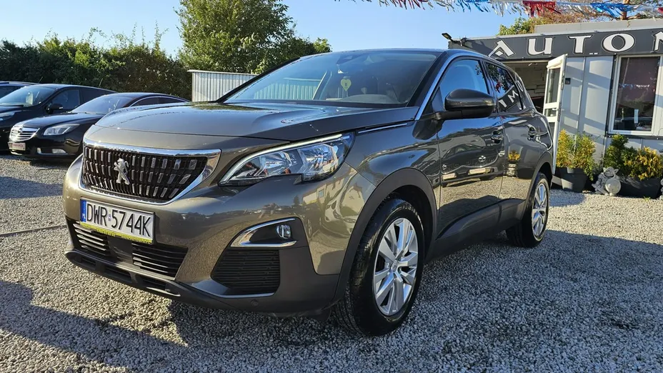 PEUGEOT 3008 -