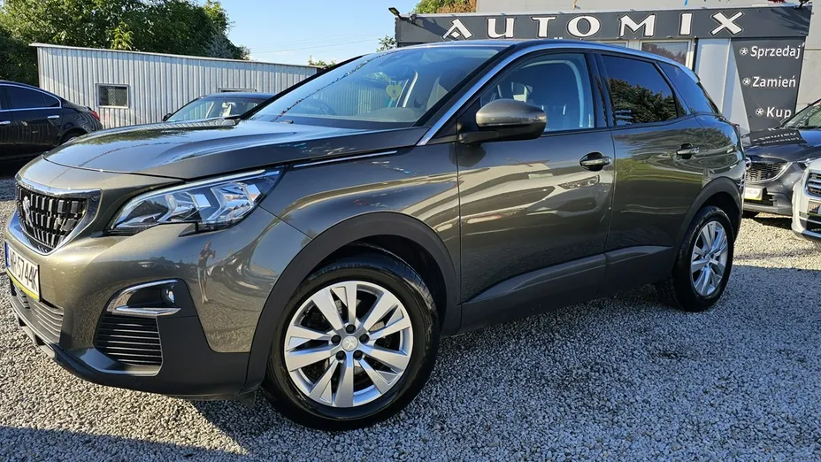 PEUGEOT 3008 -
