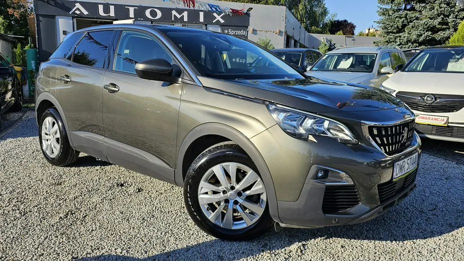 PEUGEOT 3008 -