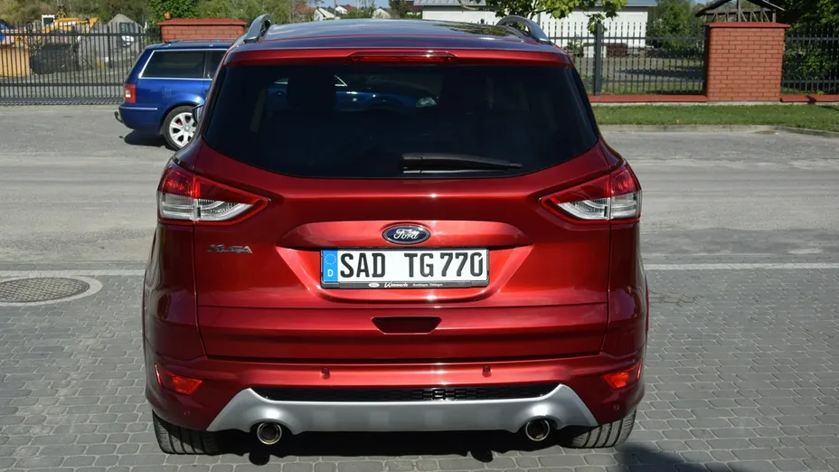 FORD Kuga -