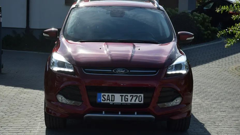 FORD Kuga -