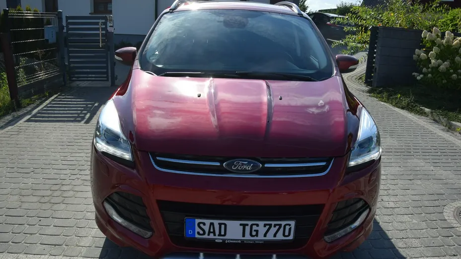 FORD Kuga -