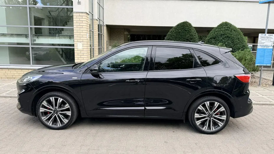 FORD Kuga -