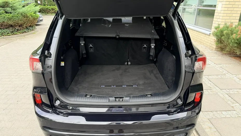 FORD Kuga -