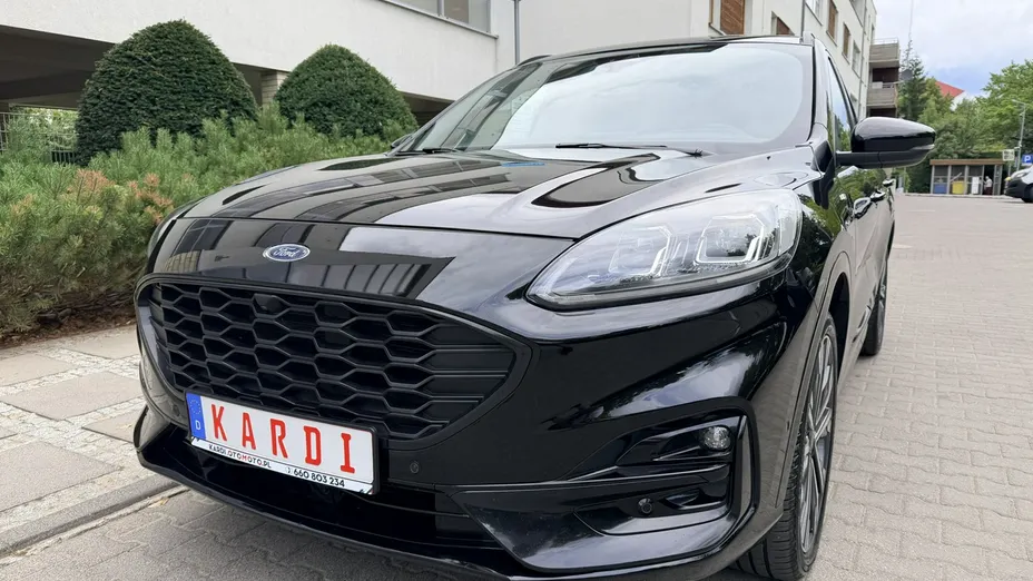 FORD Kuga -