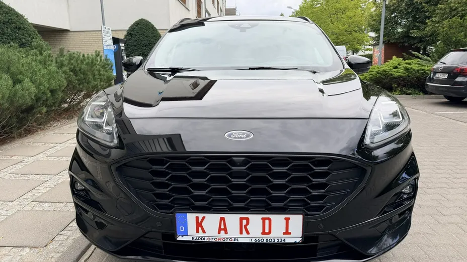 FORD Kuga -